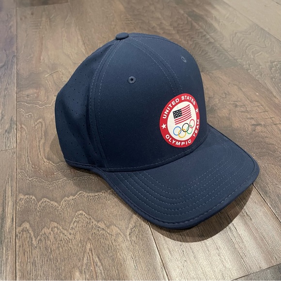 Nike Team USA Classic Performance Adjustable Hat - Picture 2 of 4